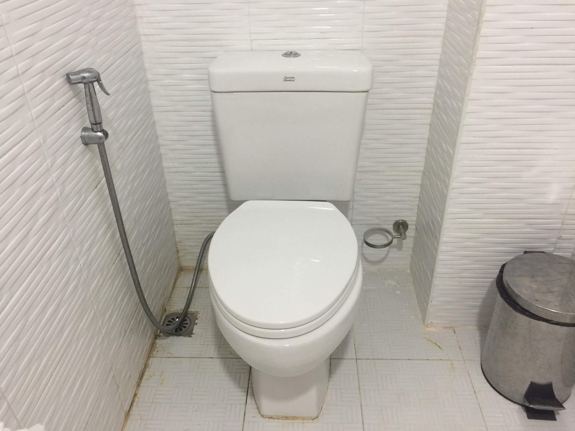 ミャンマーのトイレ事情｜日本人が安心できるトイレの使い方は？ たびハック